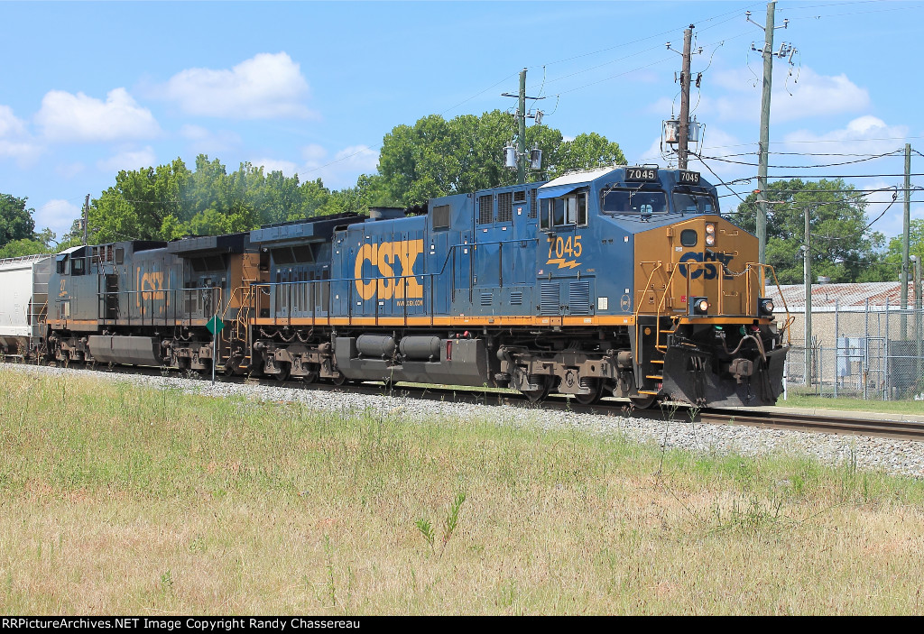 CSXT 7045 M692-29